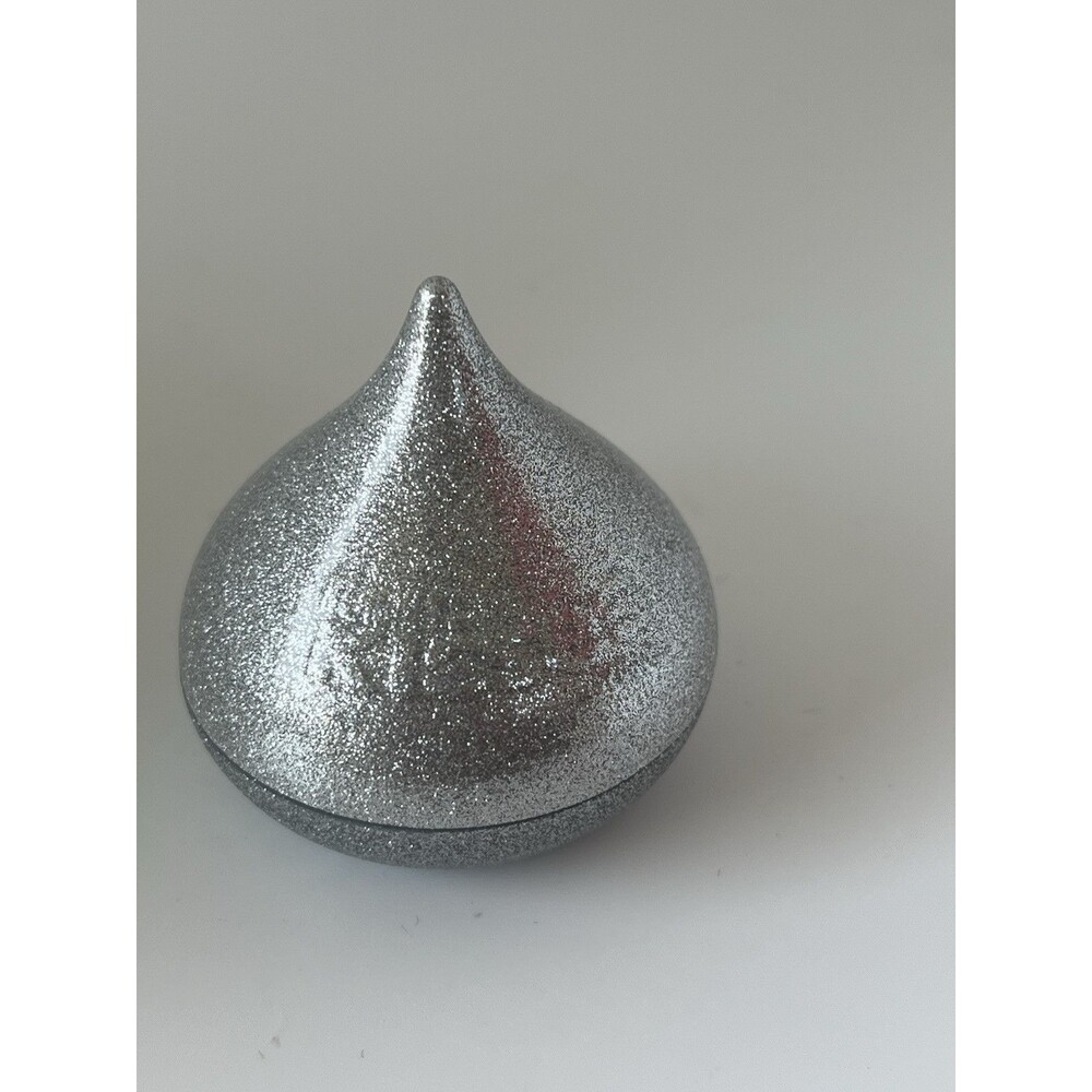 LIMITED EDITION Hershey’s Kisses Cookies N Cream Lip Balm Flavored 0.28 oz New